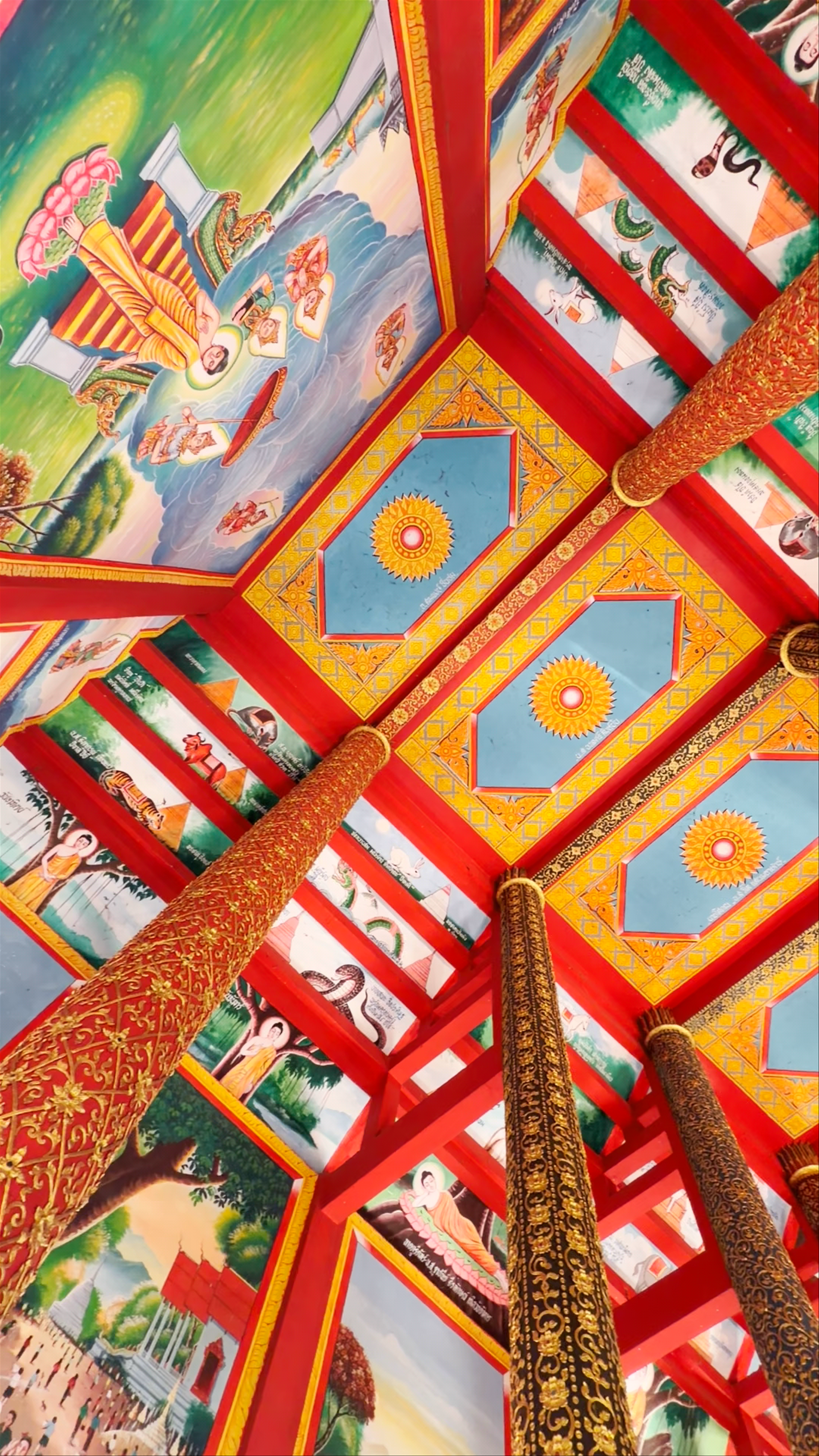 Wat Chiang Yuen (Red Temple)