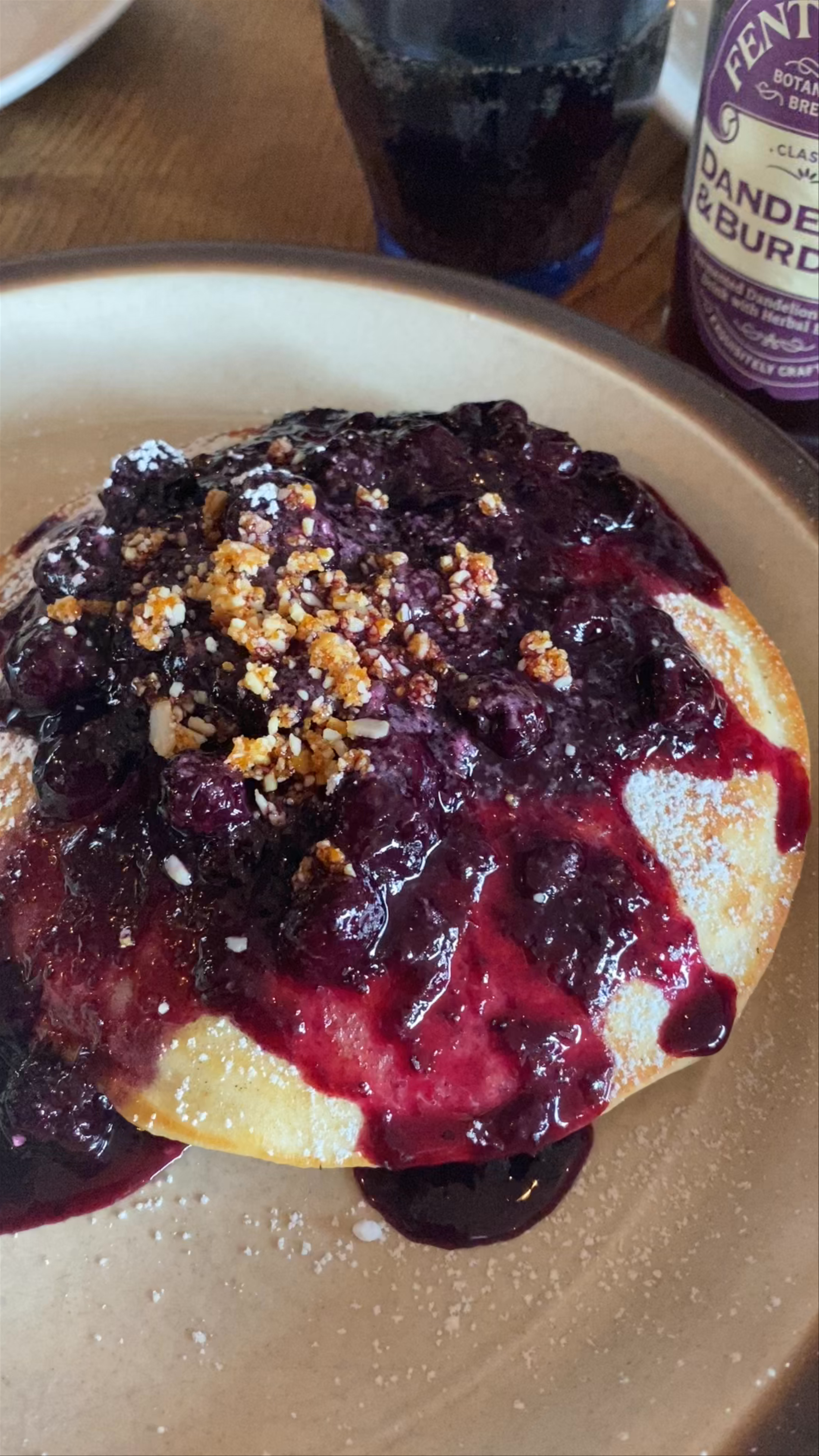 Cozy Breakfast Brunch at Nowhere Man, Brighton