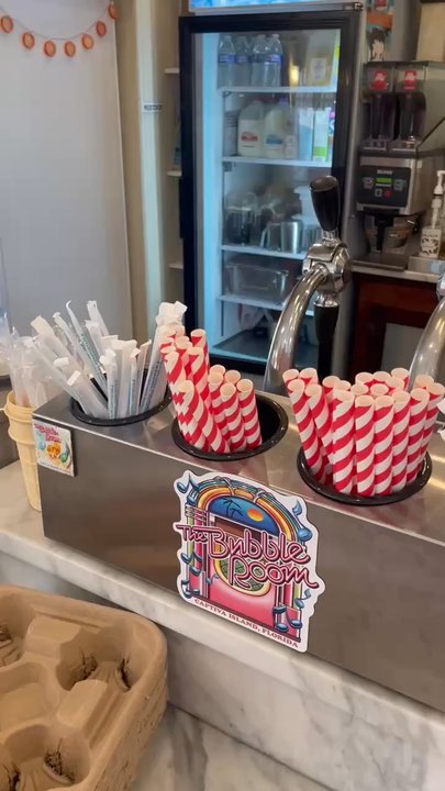 Boops - Inside - Coffee & Tea Near Me - Captiva, Florida