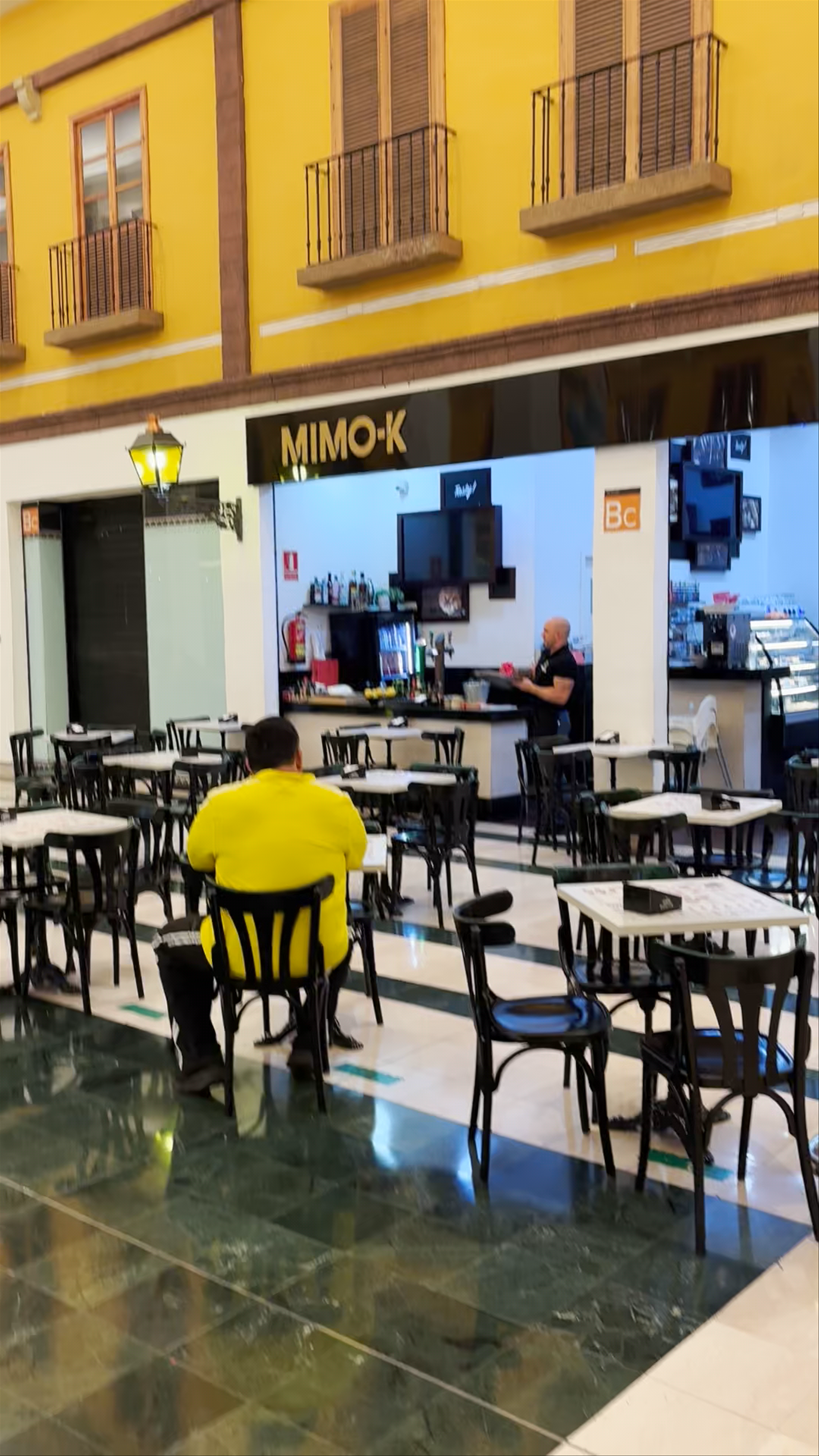 Centro Comercial La Villa