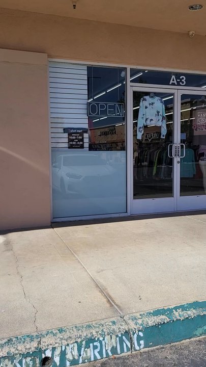 T-Shirt Mart - Screen Printing/T-Shirt Printing Near Me - Temecula, California