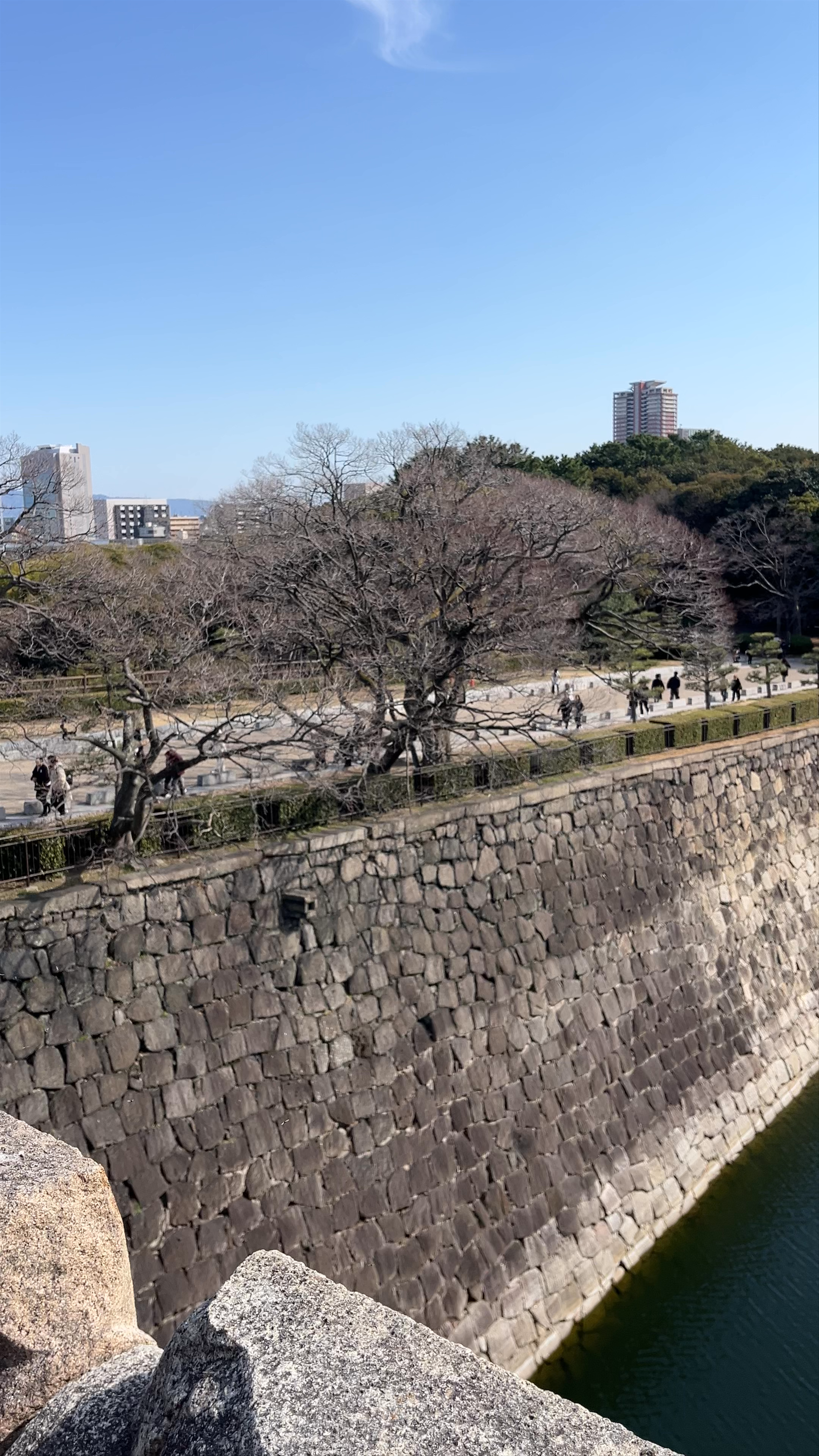 Ichiban-yagura Turret and Osaka Castle Moat Panorama