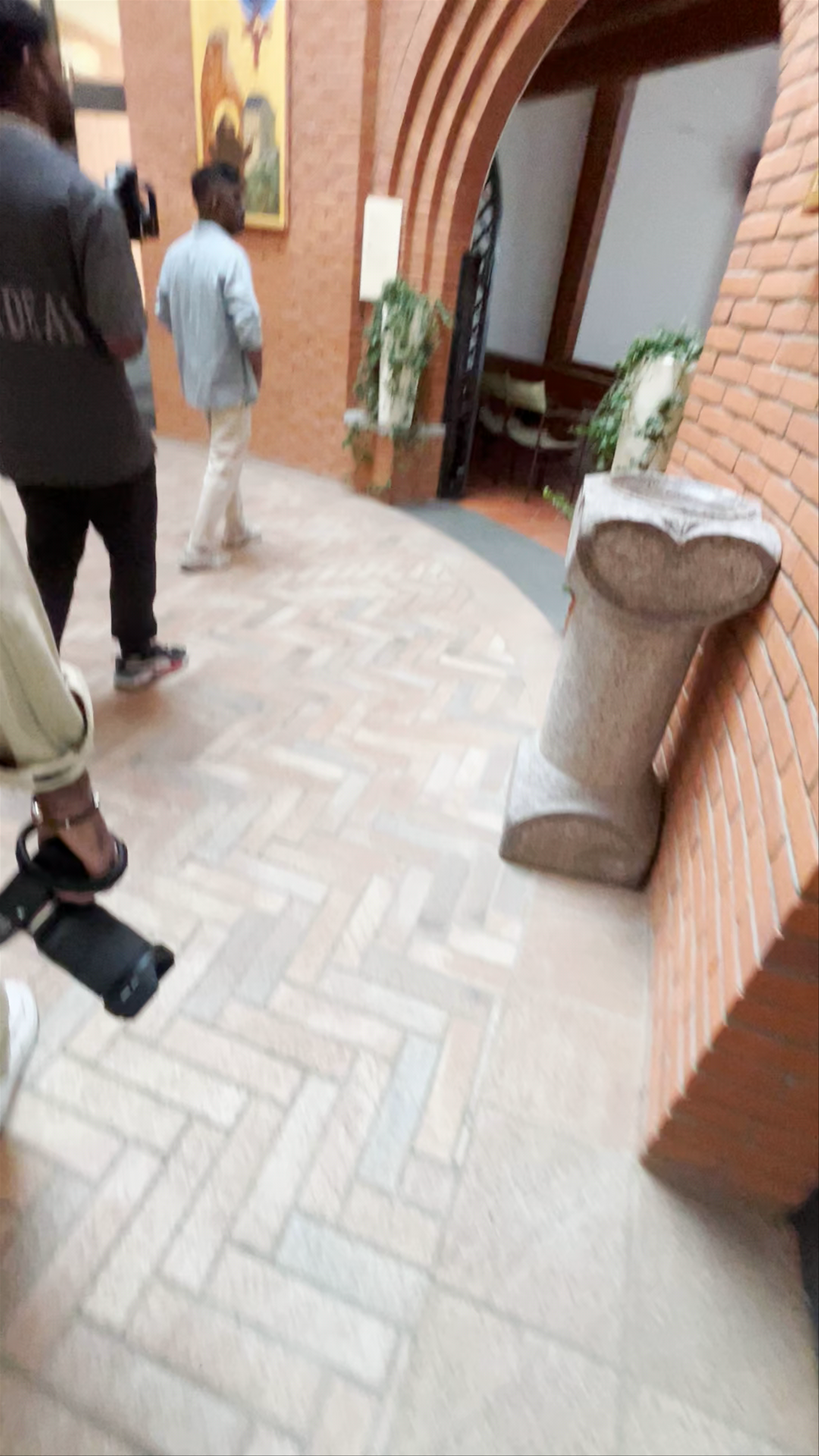 Mazesniuju broliu ordino Lietuvos sv. Kazimiero provincijos Kryziu kalno vienuolynas