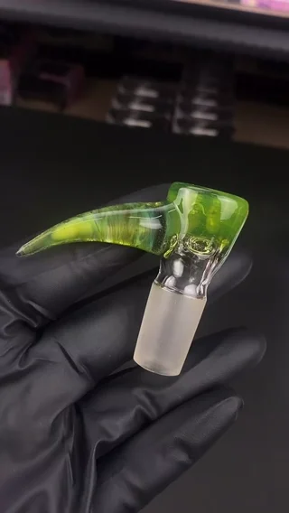 Preview pic of Magizle 18mm 4-Hole Bowl Slide