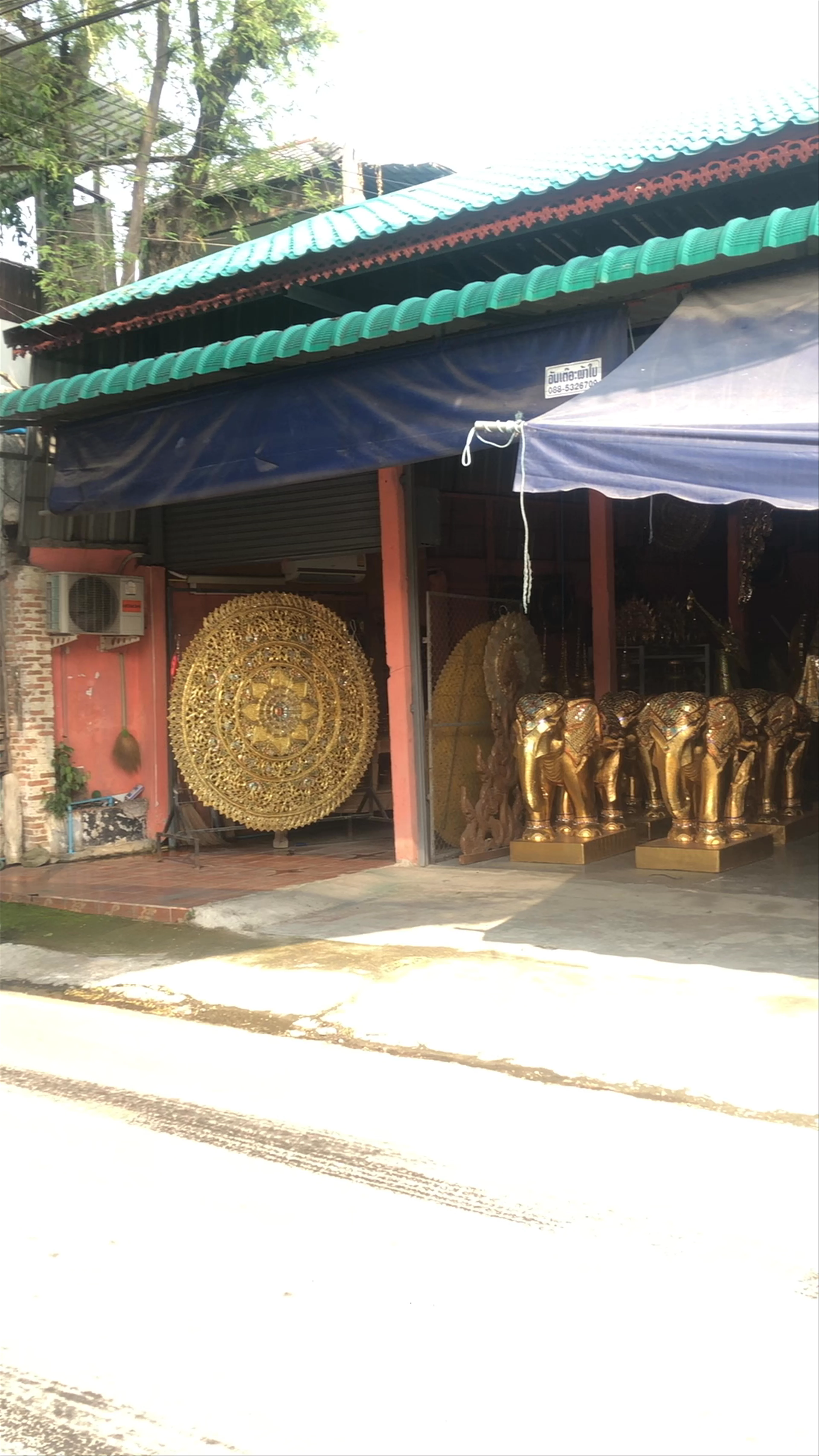 Baan Tawai Woodcarving Village