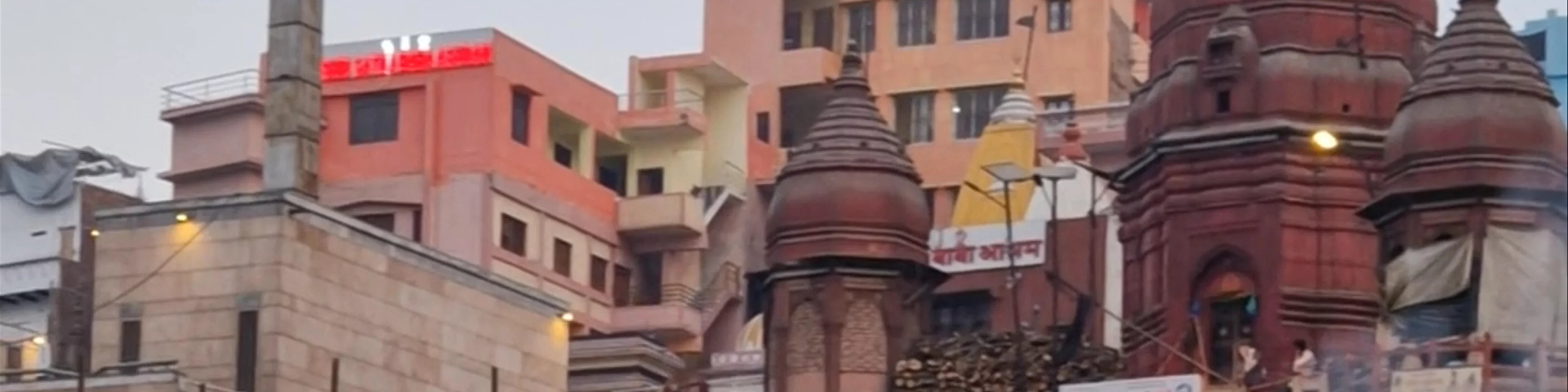 Manikarnika Ghat