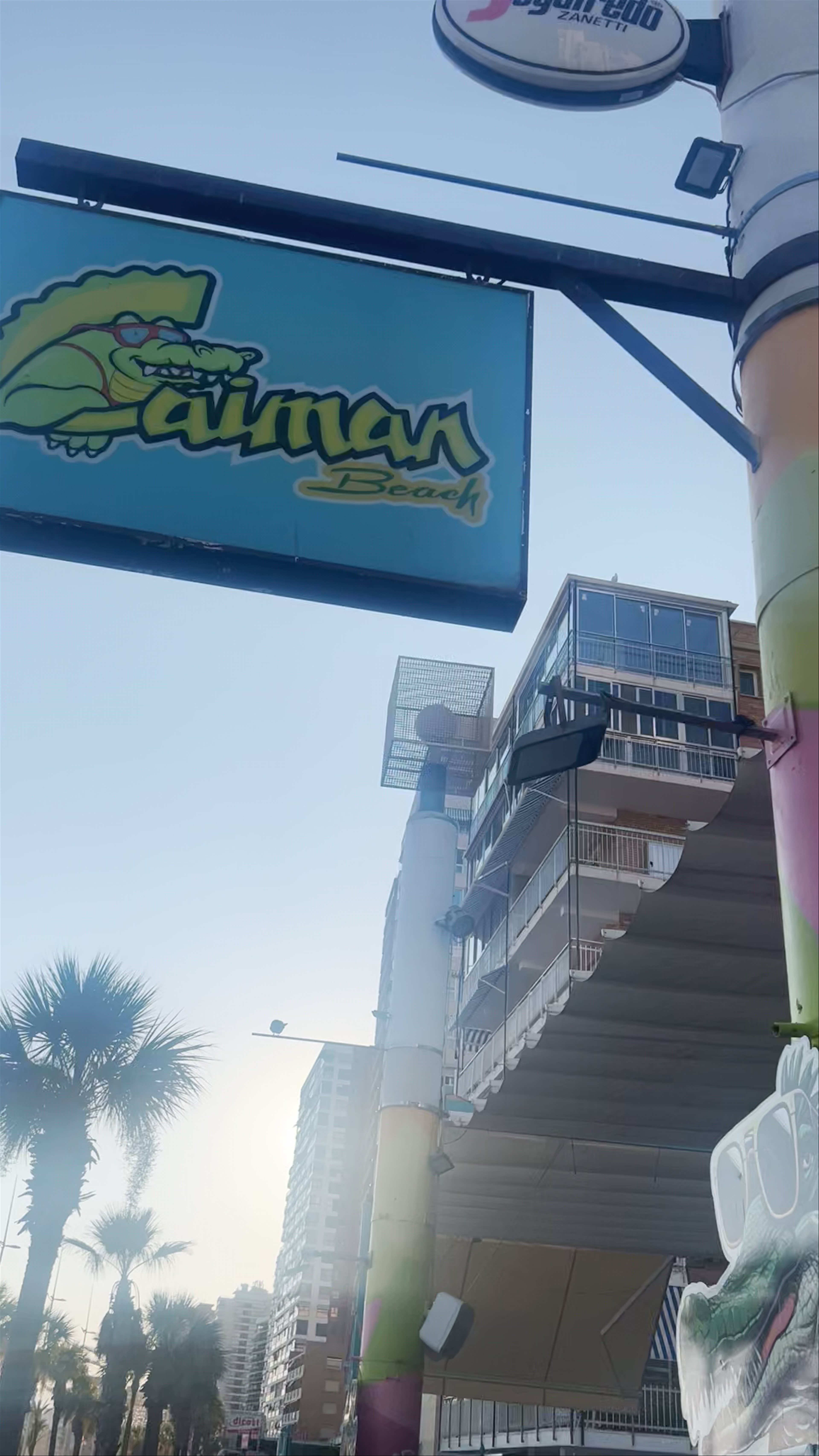 Restaurante en Benidorm - Bar Caiman Beach | Restaurantes Benidorm