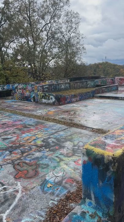 Mt Wood Overlook - If you are in the area, it is a pretty neat view plus a whole lot of unmentioned artists work - Landmarks & Historical Buildings Near Me - Wheeling, West Virginia