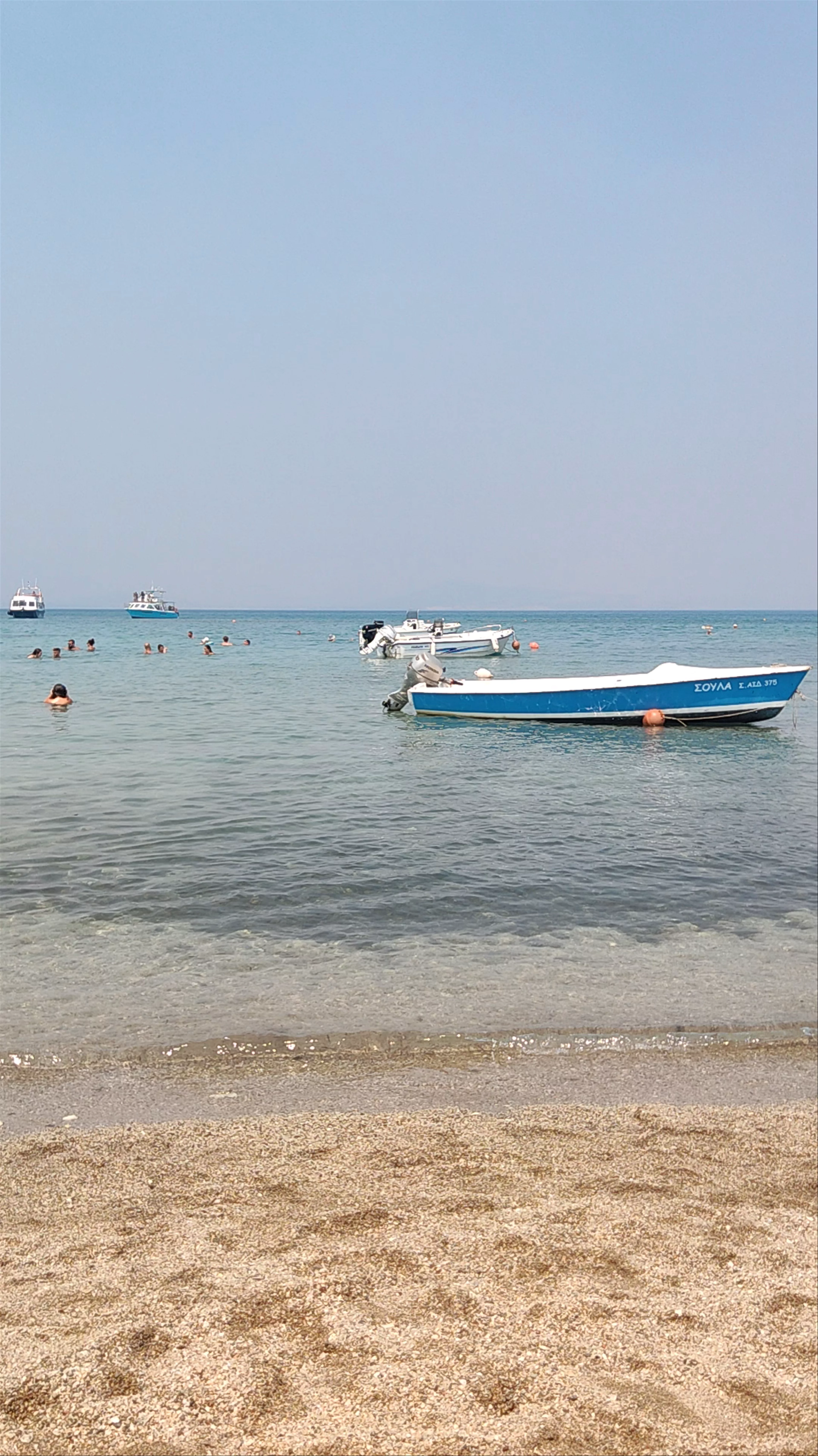 Lichadonissia Beach Bar