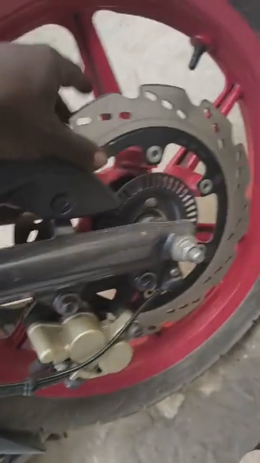 Walk-around video thumbnail