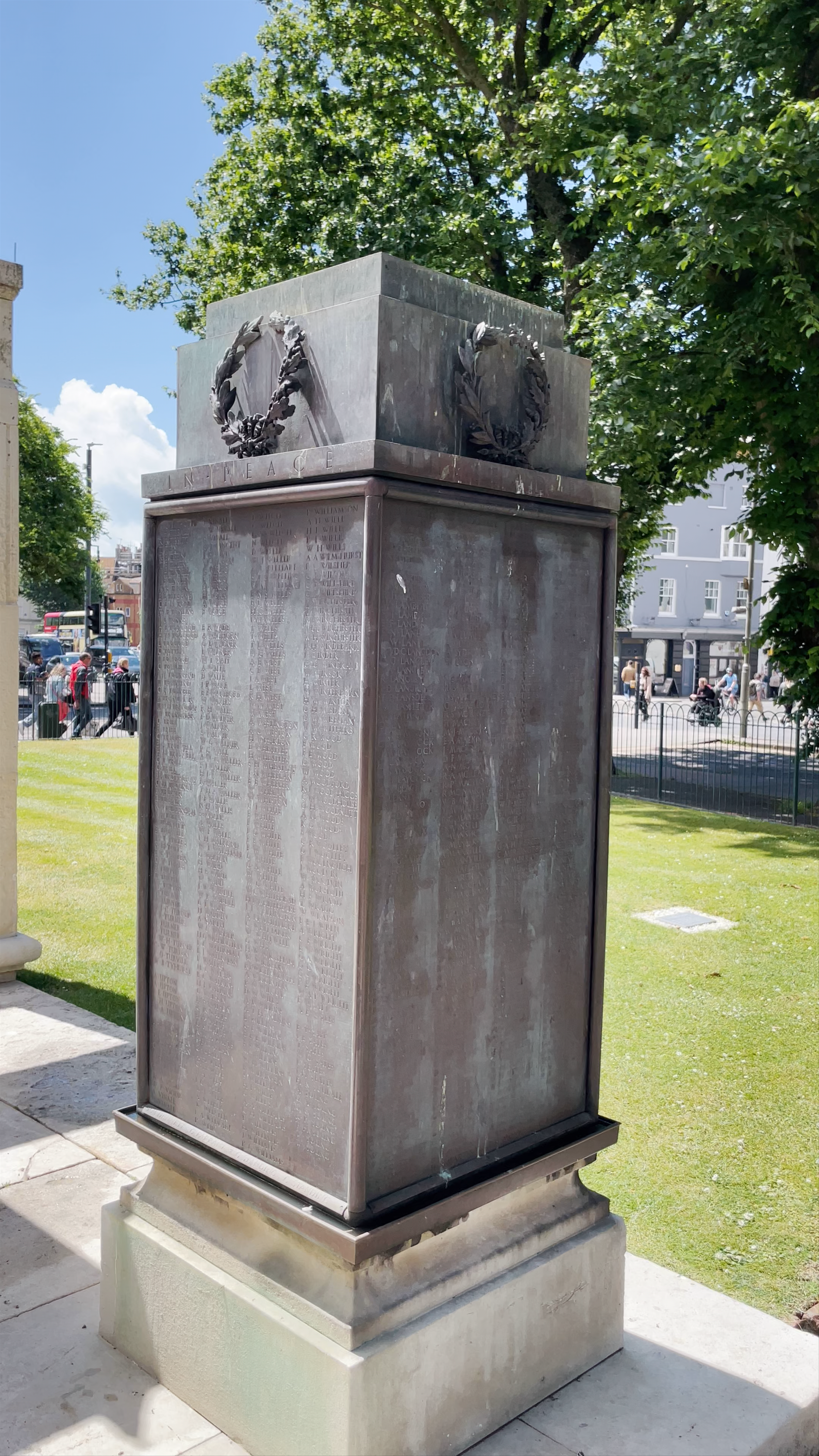 Brighton War Memorial: A Quiet Tribute in the Heart of Brighton