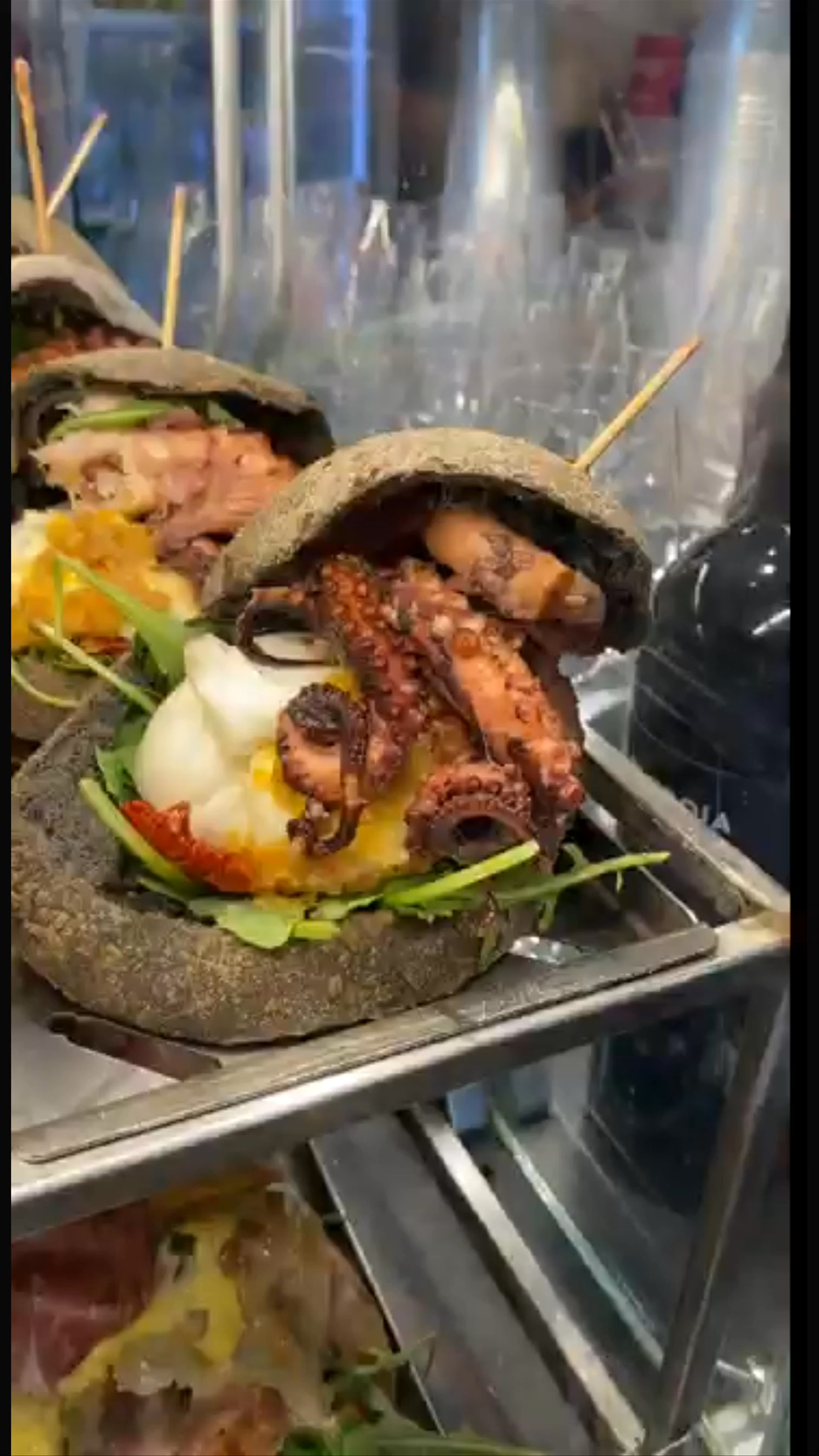 Mastro Ciccio Bari: Gourmet Octopus Sandwiches in Puglia