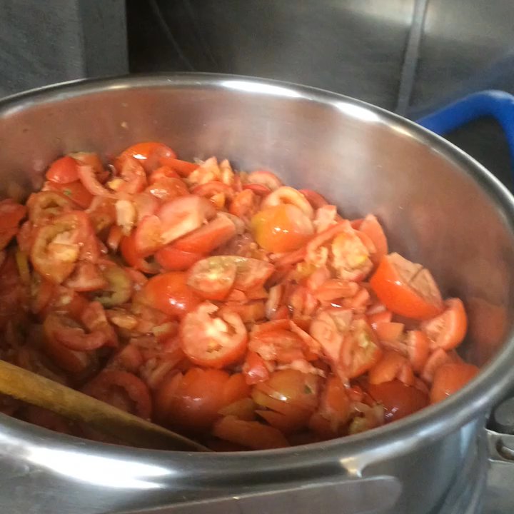 The Colosseum Restaurant - This is how we made are Tomato Sauce - Italian Near Me - Salem, New Hampshire