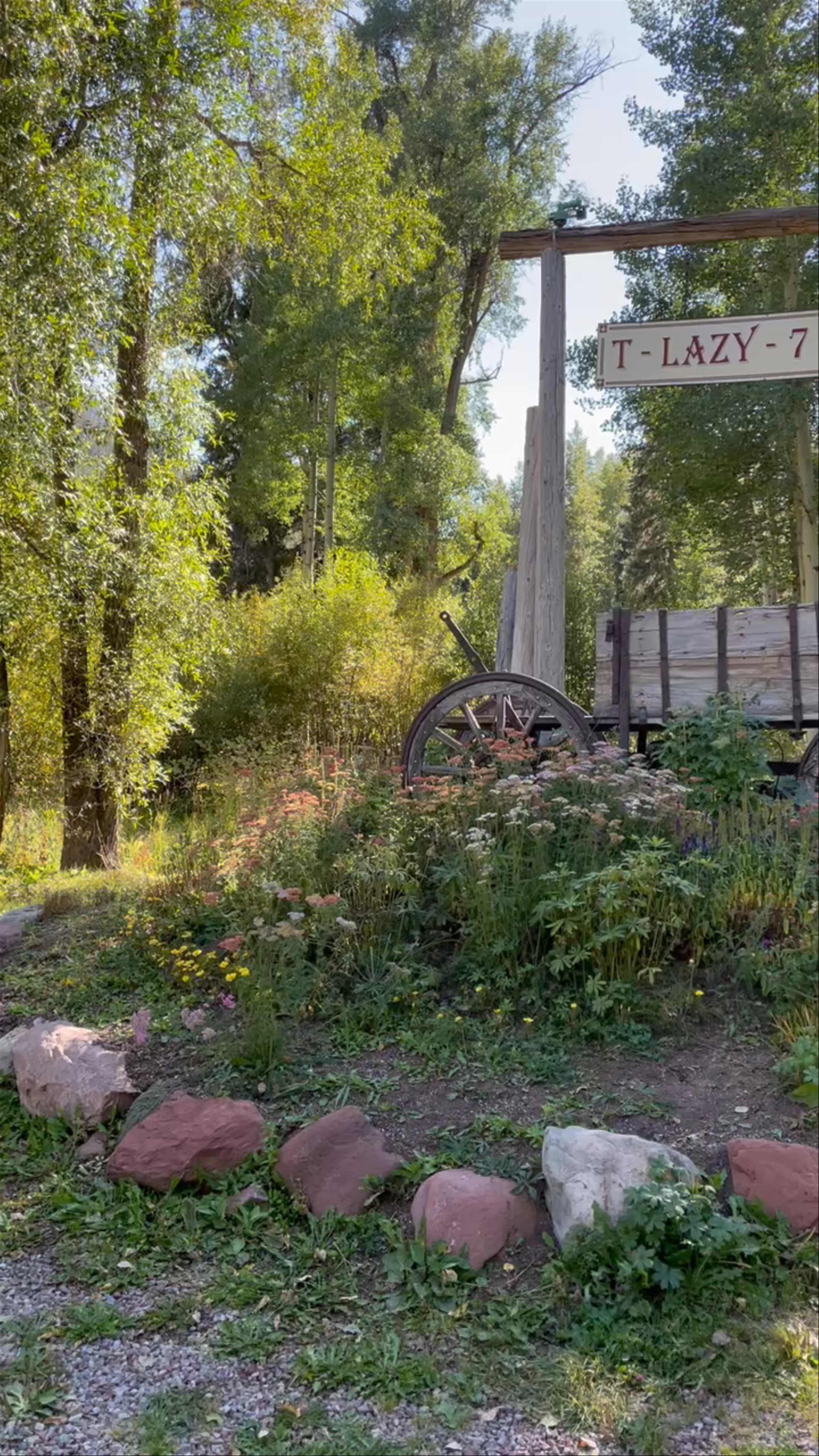 T-Lazy-7 Ranch and Snowmobiles