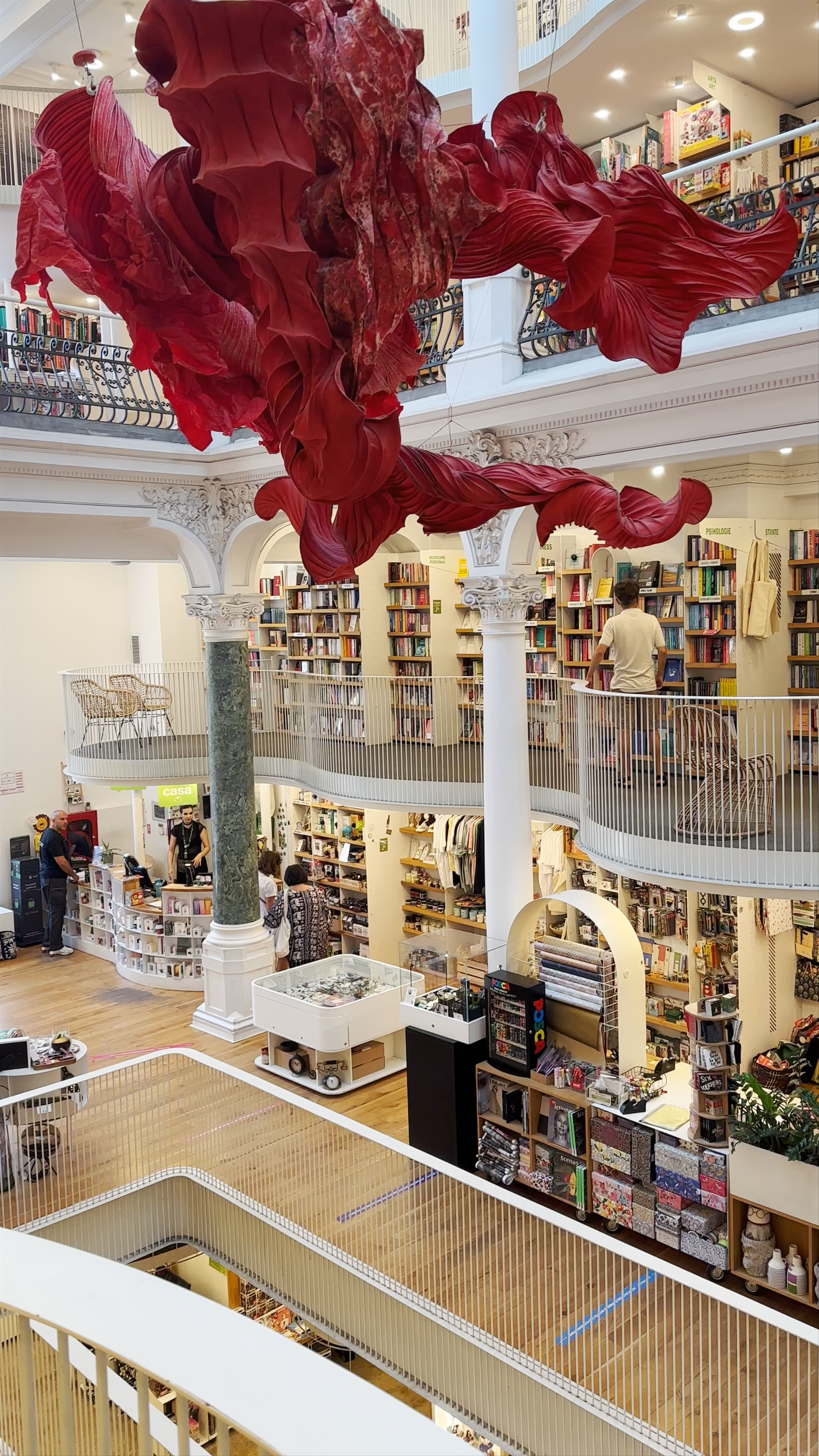 Cărturești Carusel