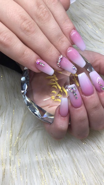 Envy Nails - Nail Salons Near Me - Lawrence, Kansas