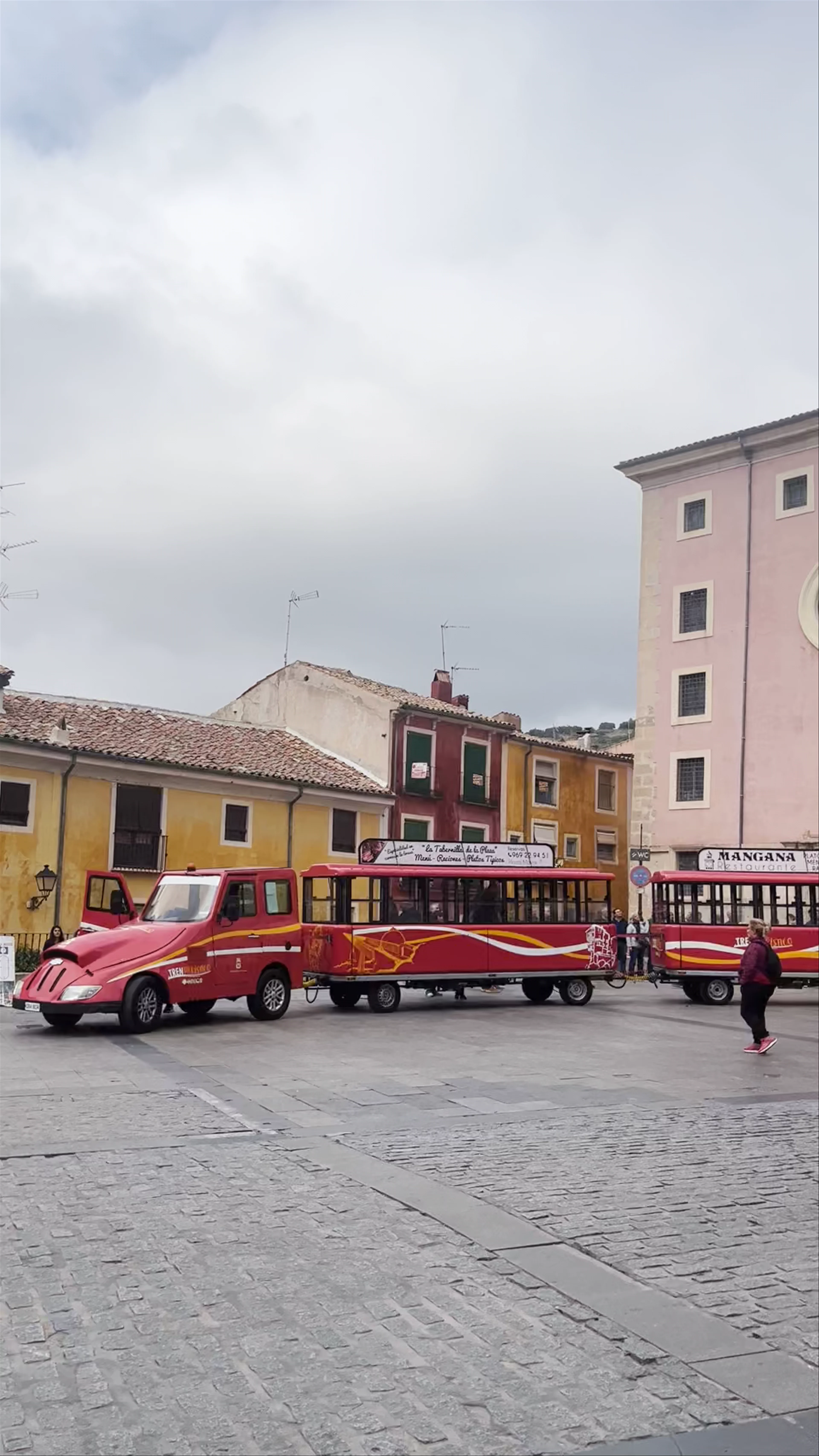 Catedral de Cuenca, Plaza Mayor