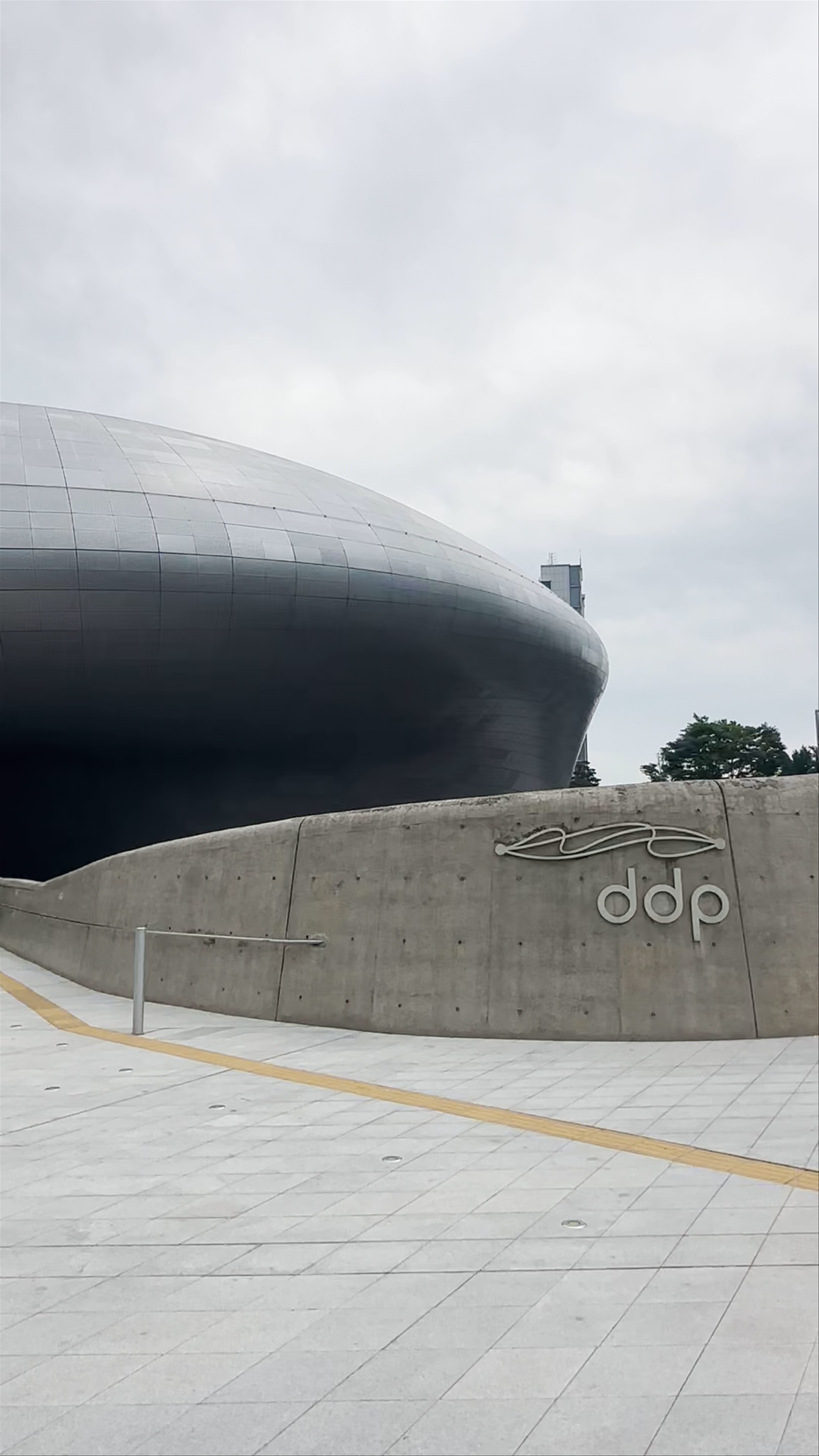 Dongdaemun Design Plaza (DDP)