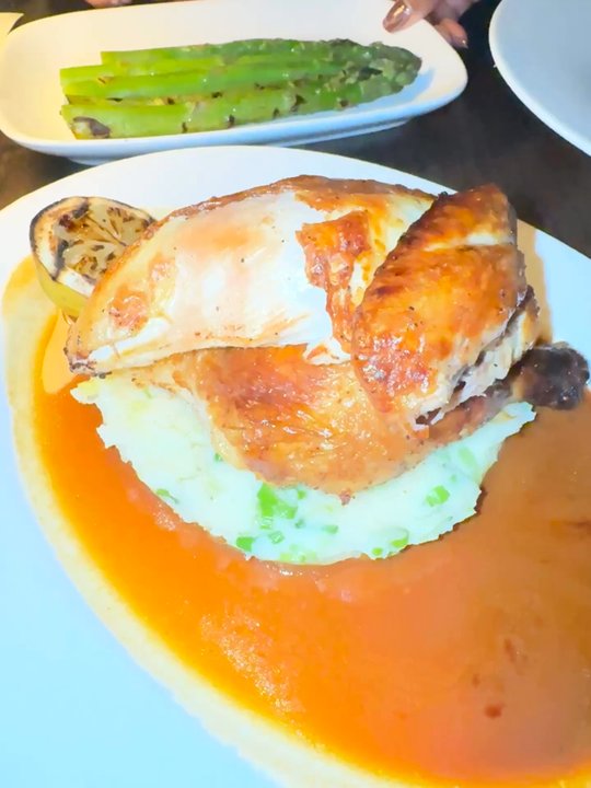 Heirloom - Chicken - Salad Near Me - Reston, Virginia