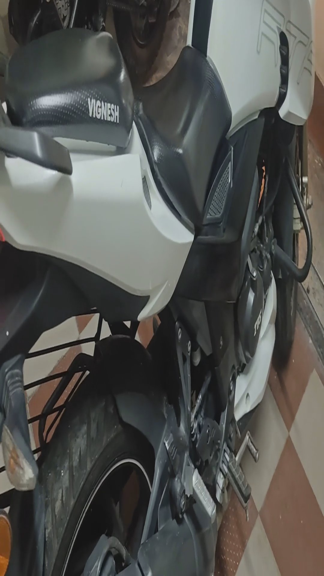 Walk-around video thumbnail