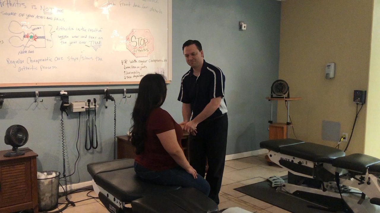 Rawlinson Chiropractic - Dr Adjustmenting - Chiropractors Near Me - Tracy, California