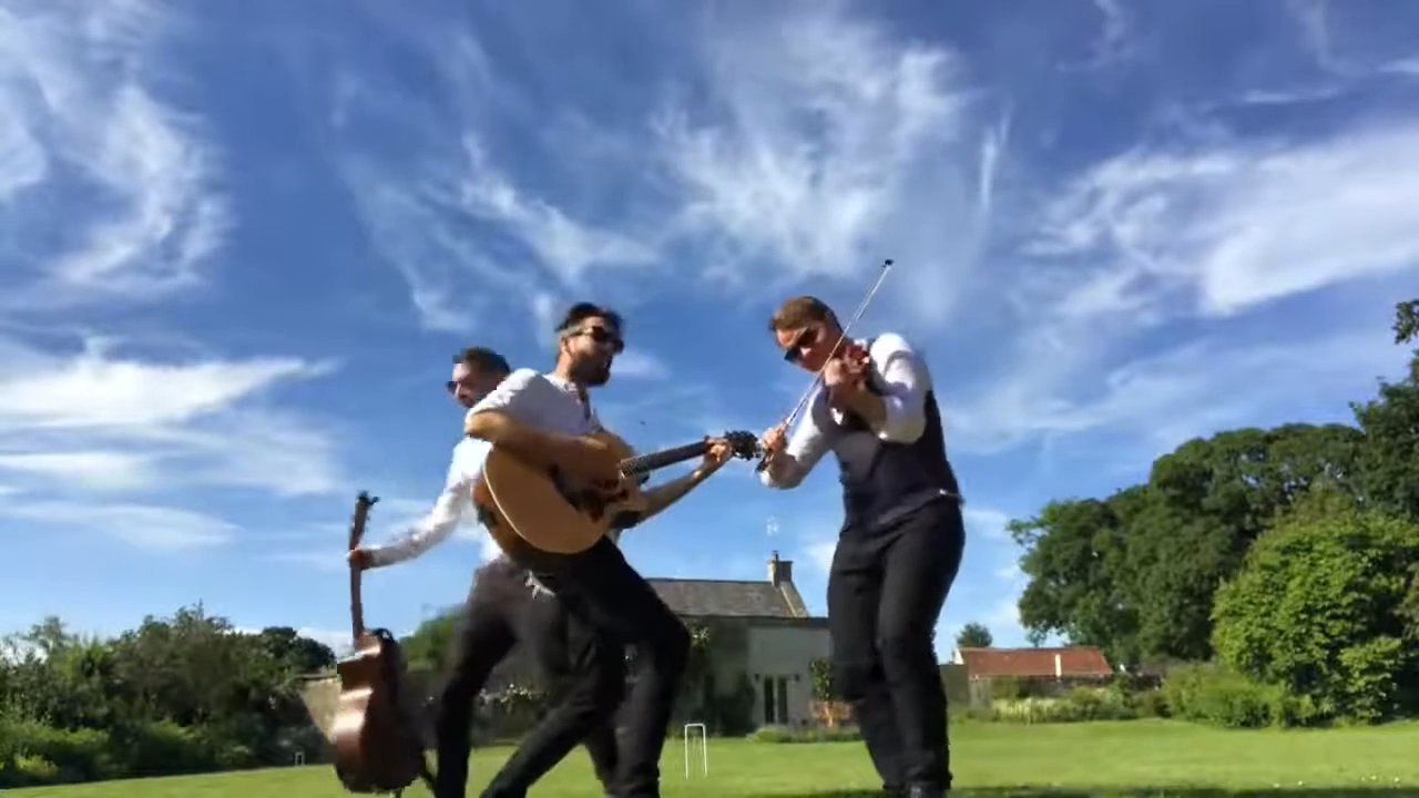 Wandering Three - I'm With You - video