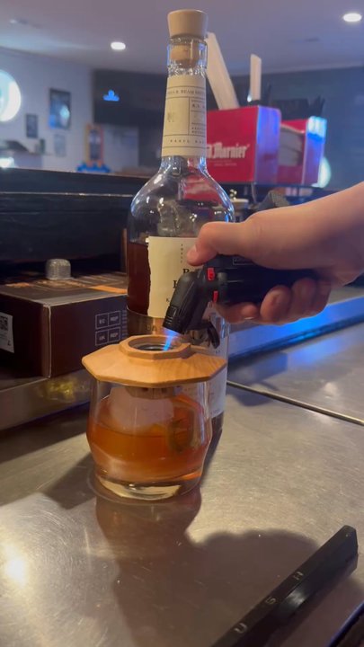 Shady Nook Inn - Sports Bars Near Me - Hudson, Indiana