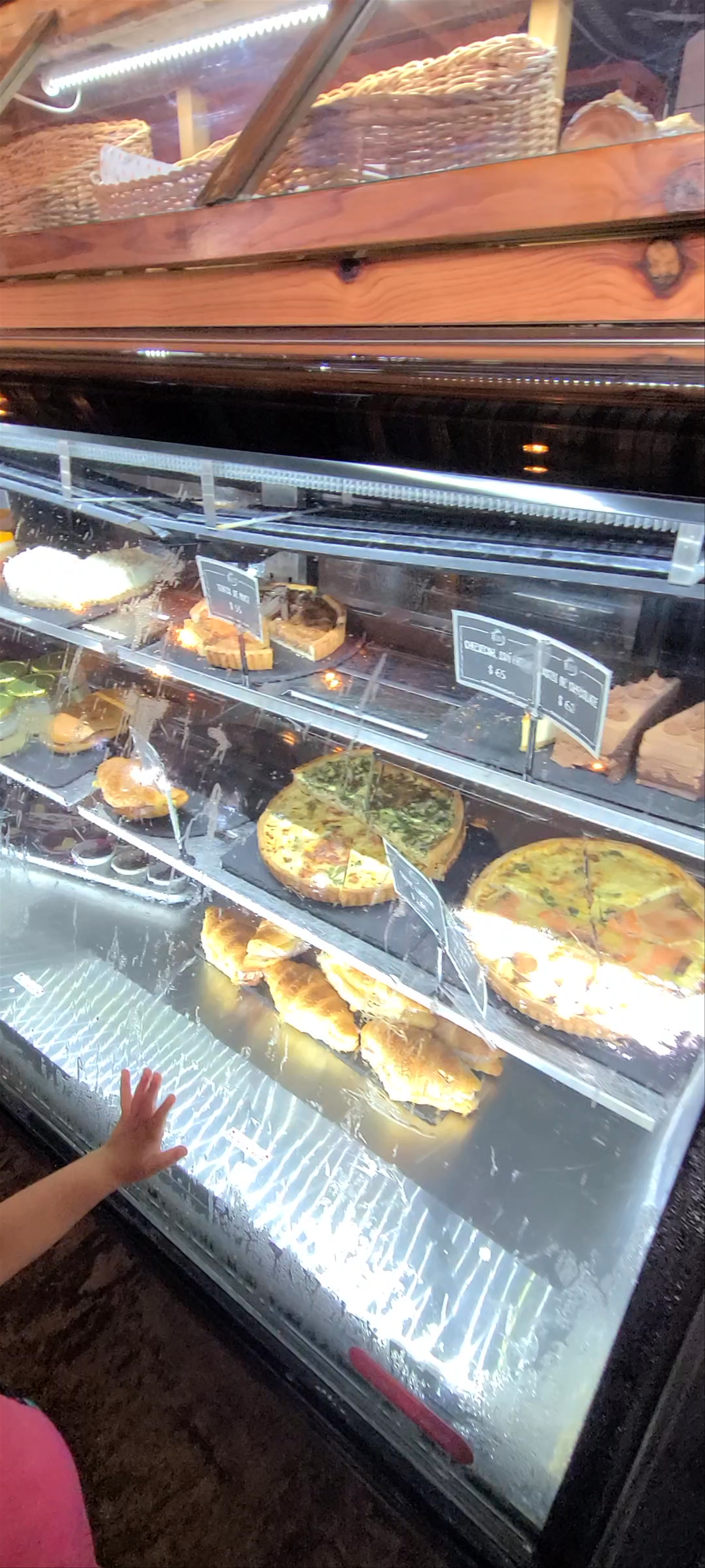 Choux Choux Cafe: Cozy Artisan Bakery in Playa del Carmen