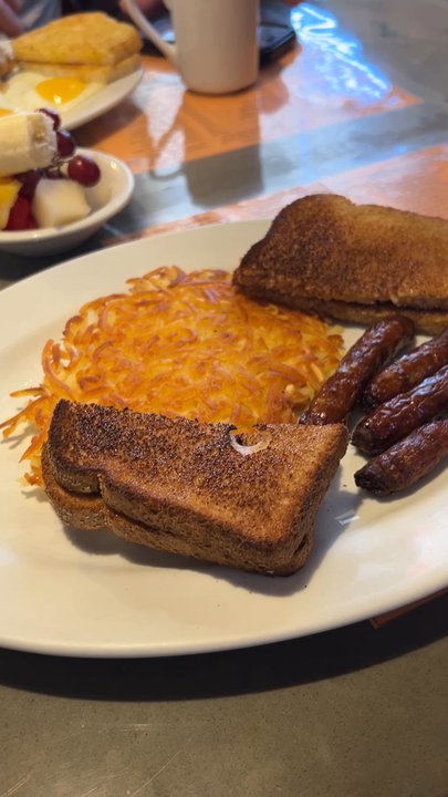 Fifth Wheel - American Near Me - San Leandro, California