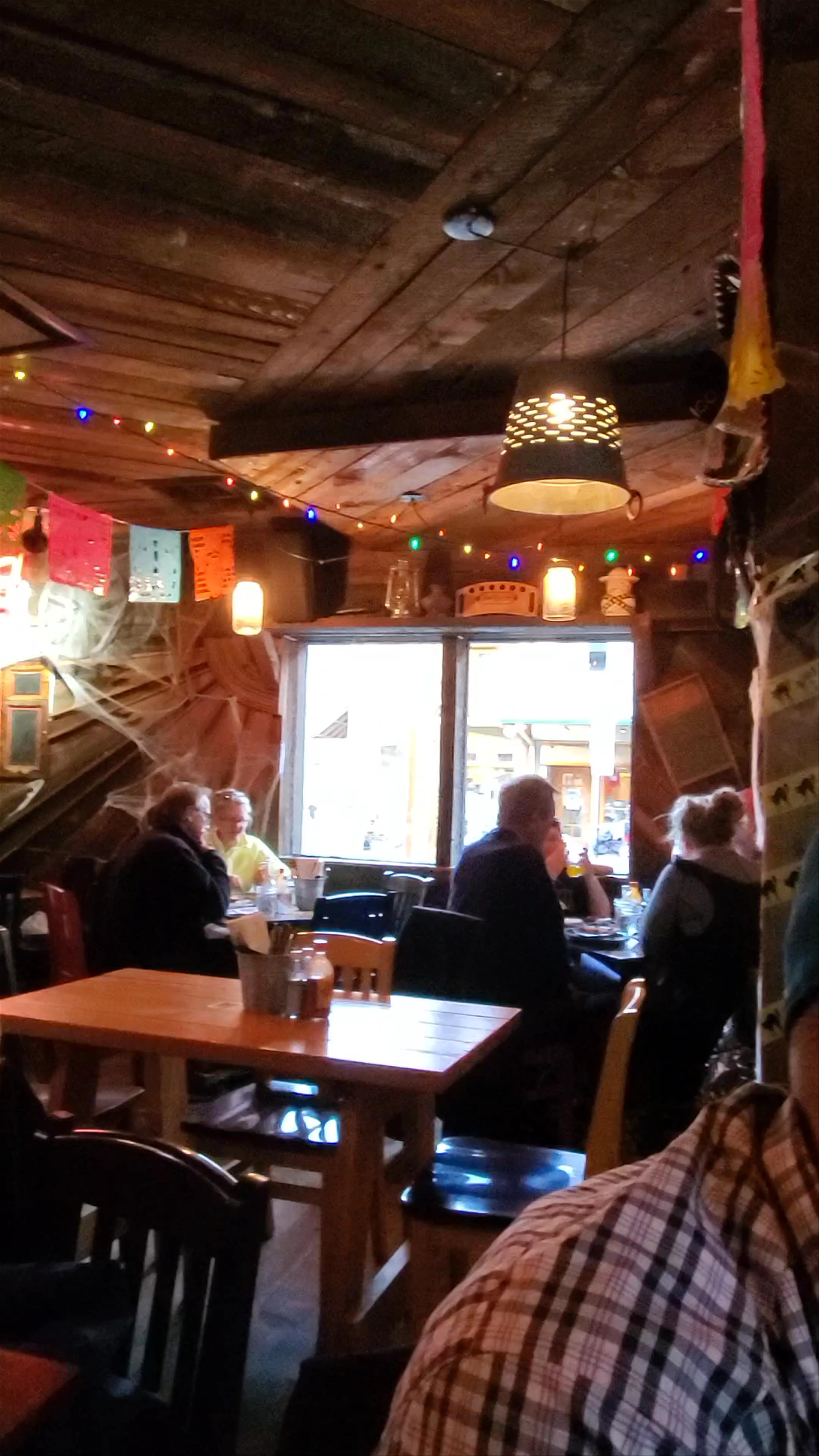 Magpie & Stump Restaurant