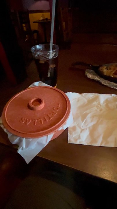 Carlos Restaurante - Combo Fajita (Steak and Chicken) - Mexican Near Me - Cave Junction, Oregon