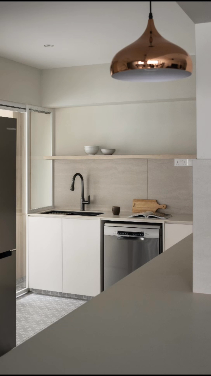 Cafe-inspired-5-Room-Resale-HDB