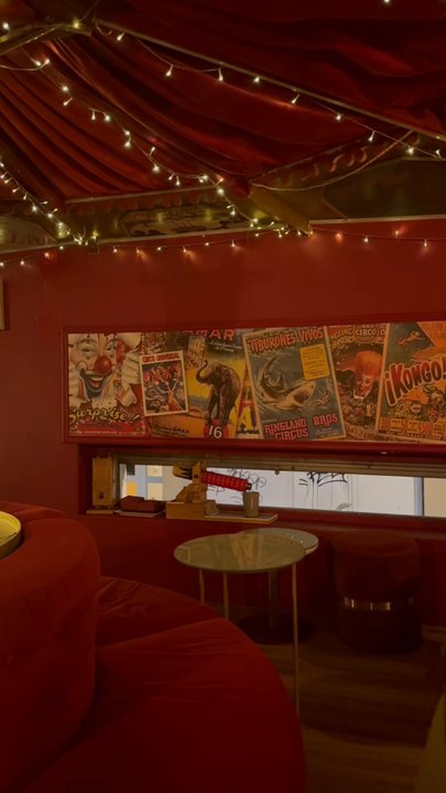 Somnia - Cocktail Bars Near Me - Barcelona, B