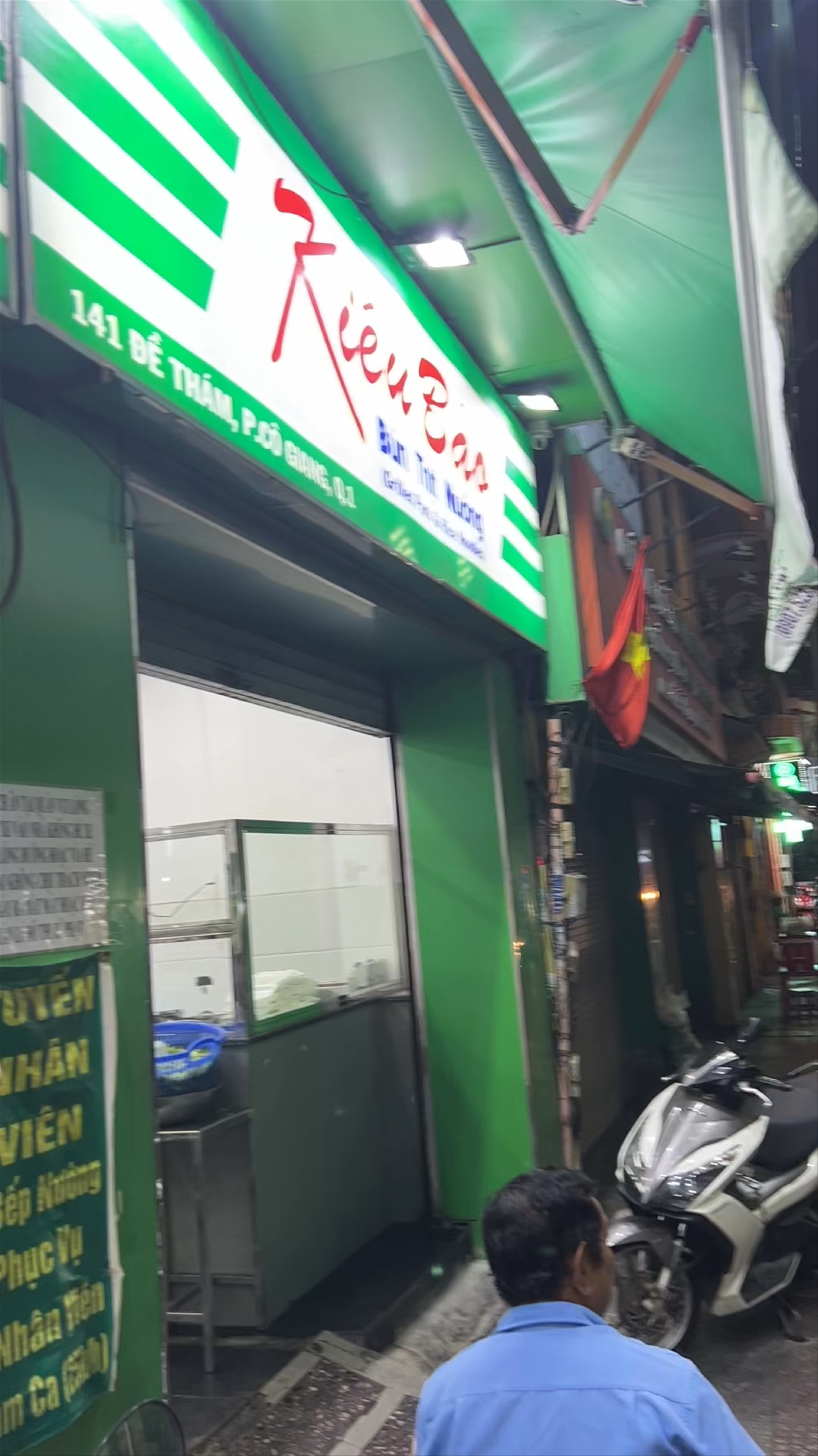 Kiều Bảo Barbecue Rice Noodles: Authentic Vietnamese Street Food Experience in Ho Chi Minh City
