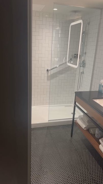 Hyatt Centric Montreal - Hotels Near Me - Montreal, Quebec