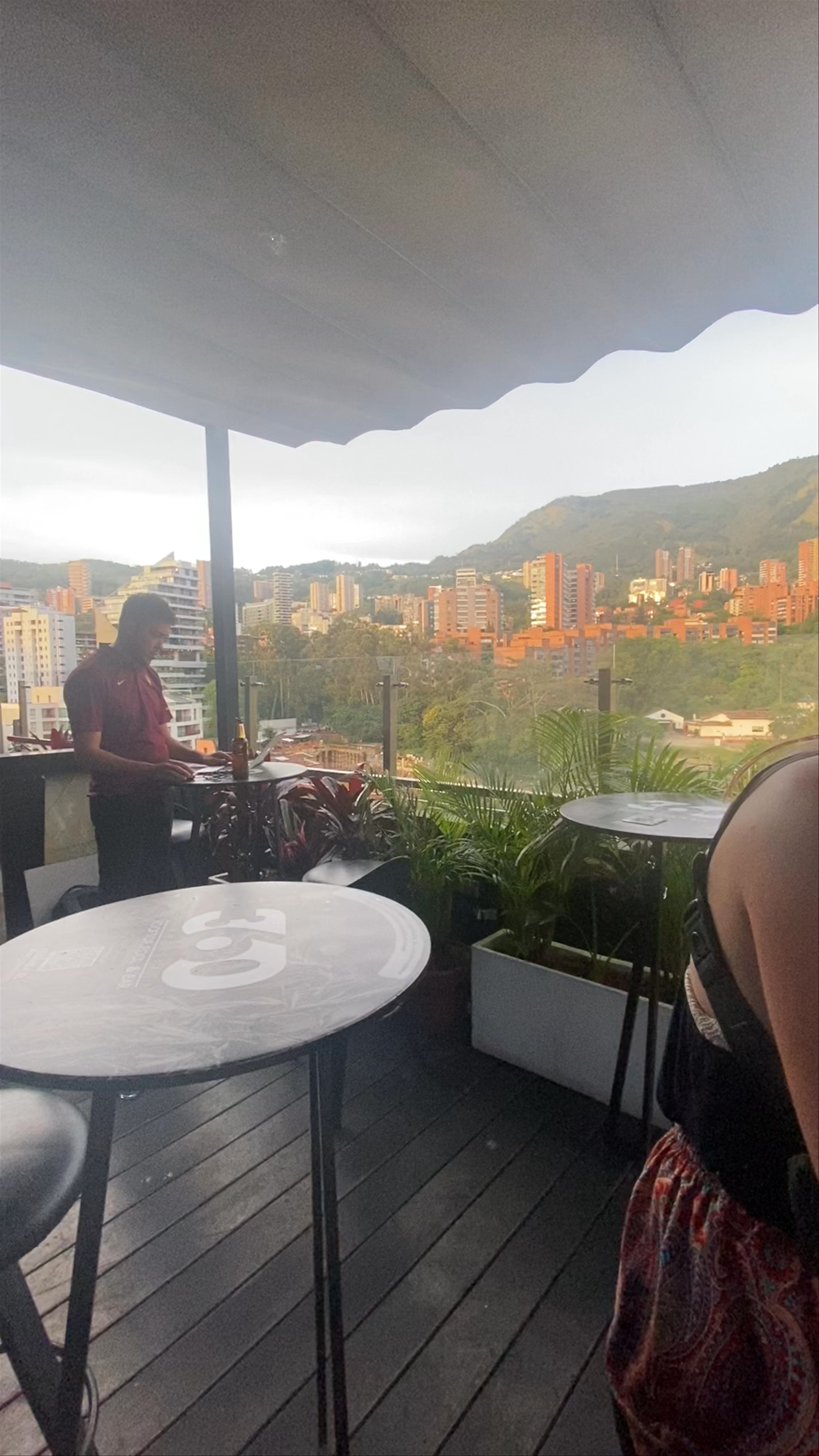 360 Rooftop bar