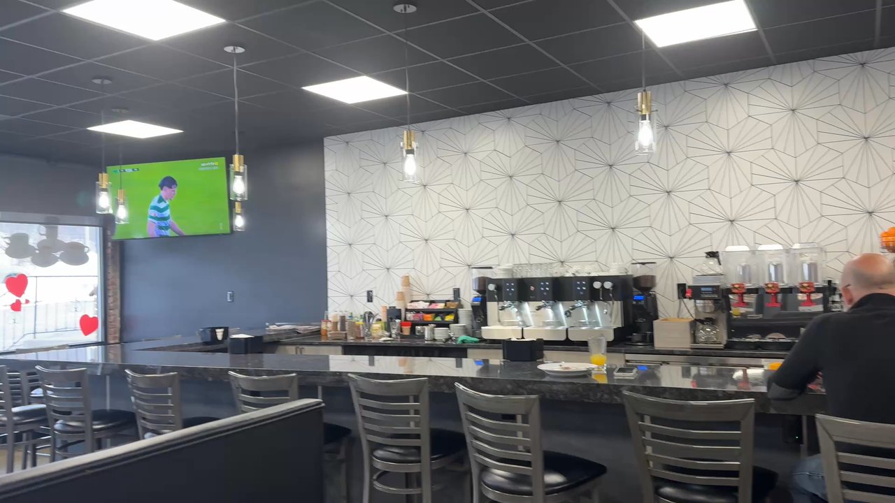 Deolinda's Artisans - Tuesday around 2:30 - Portuguese Near Me - Danbury, Connecticut