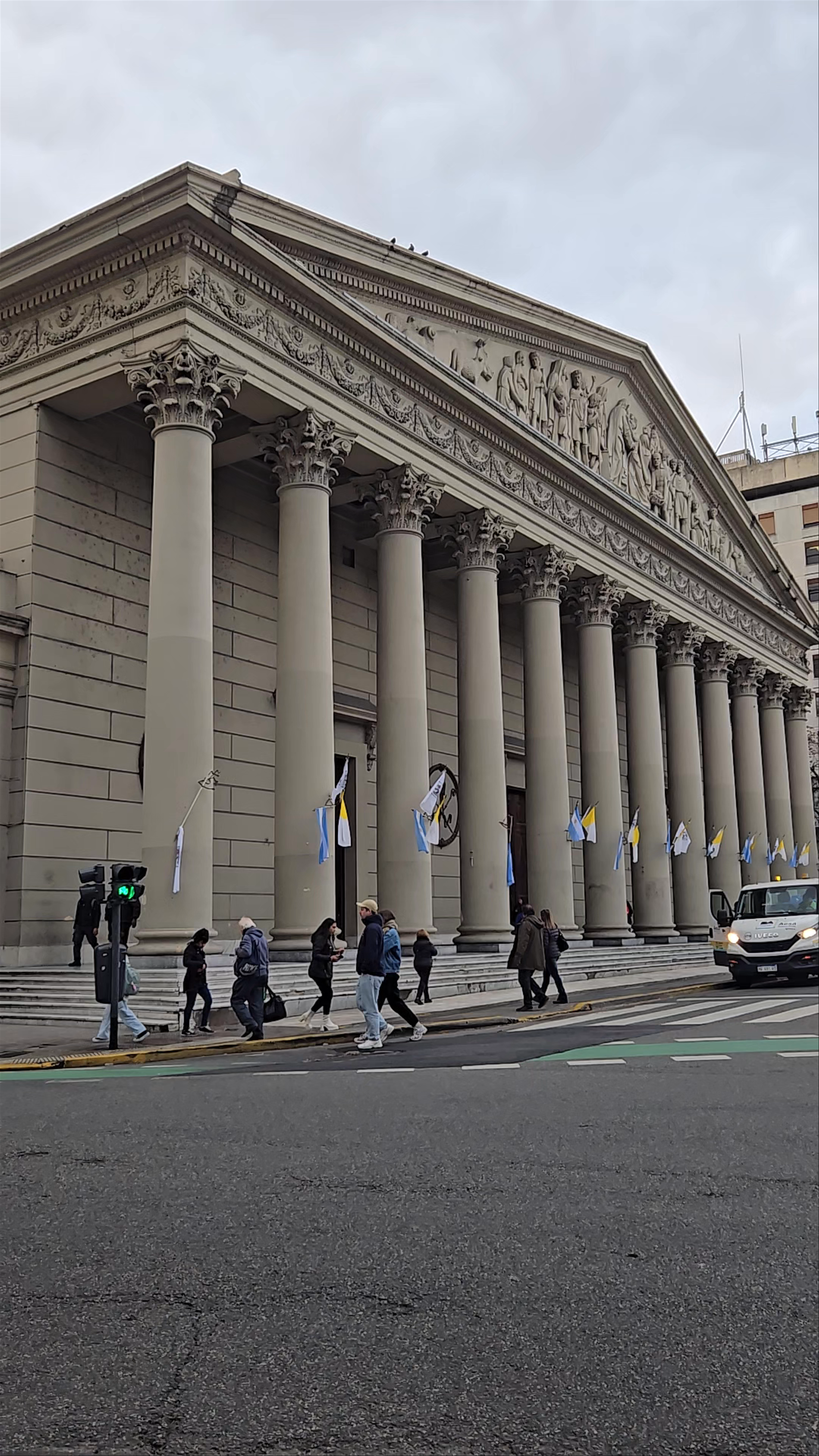 Catedral Metropolitana de Buenos Aires: Historic Grandeur in Argentina's Capital