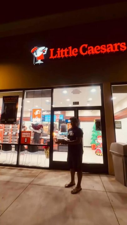Little Caesars Pizza - Pizza Near Me - Kahului, Hawaii
