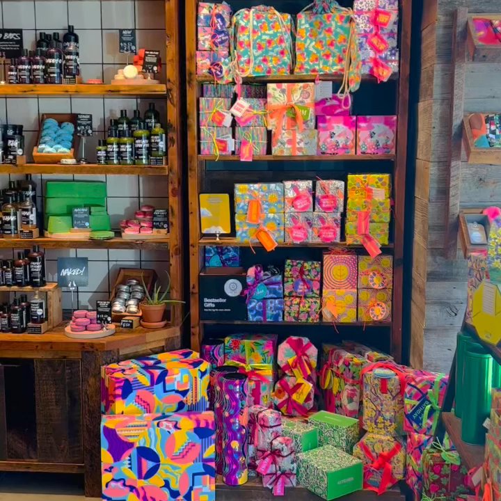 Lush - Cosmetics & Beauty Supply Near Me - Houston, Texas