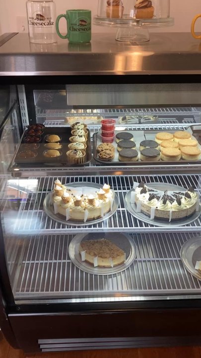 Hudson Valley Cheesecake - This place has me reeling. It is warm. It is inviting. You can sit down and enjoy your dessert - Bakeries Near Me - Newburgh, New York
