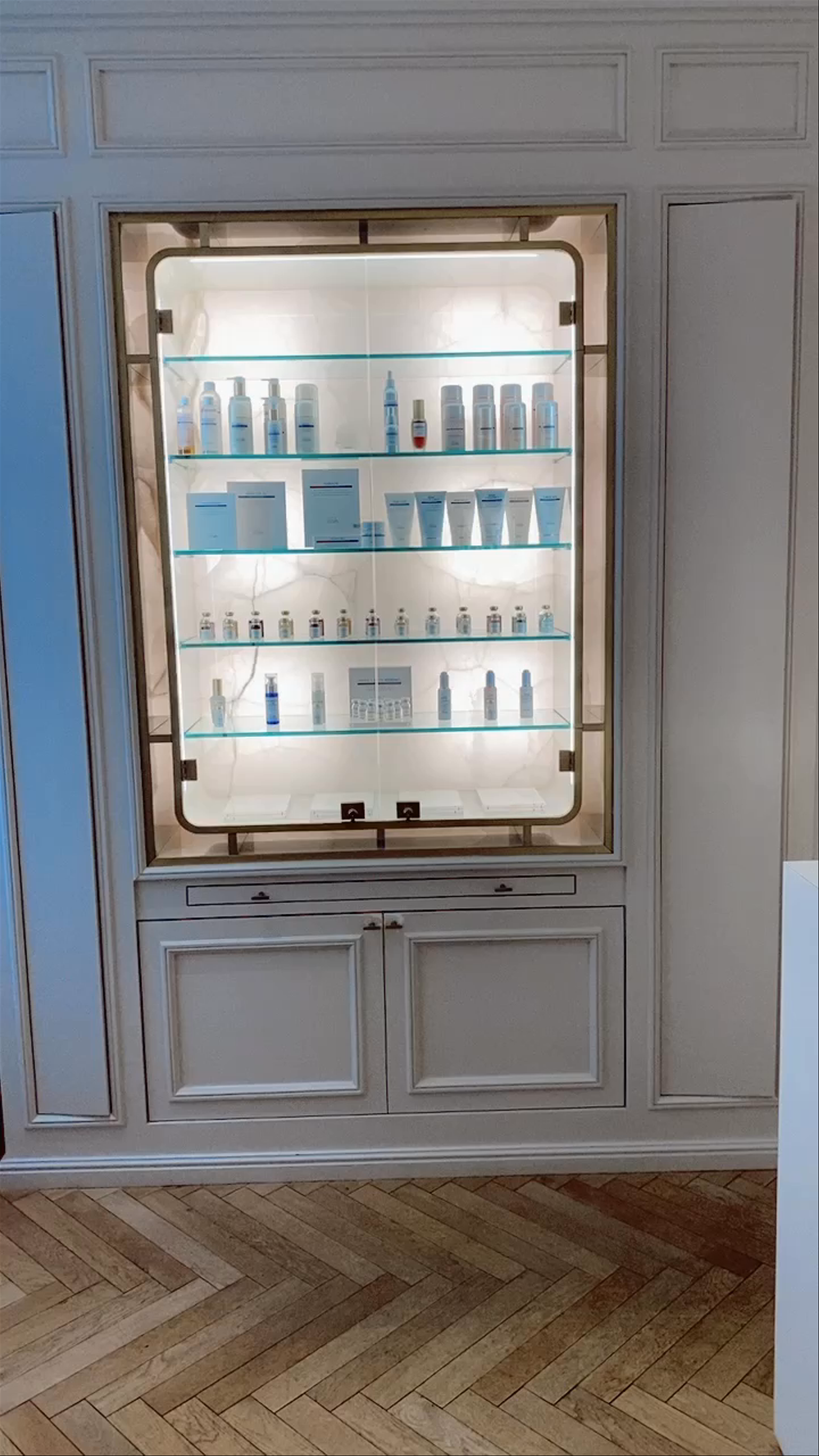 Ambassade Biologique Recherche Paris: Elegant Skincare Sanctuary on the Champs-Élysées