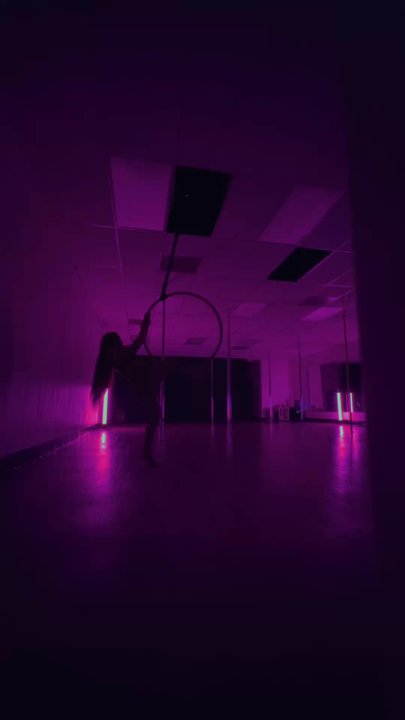 Siren Pole Dance - Pole Dancing Classes Near Me - Azusa, California