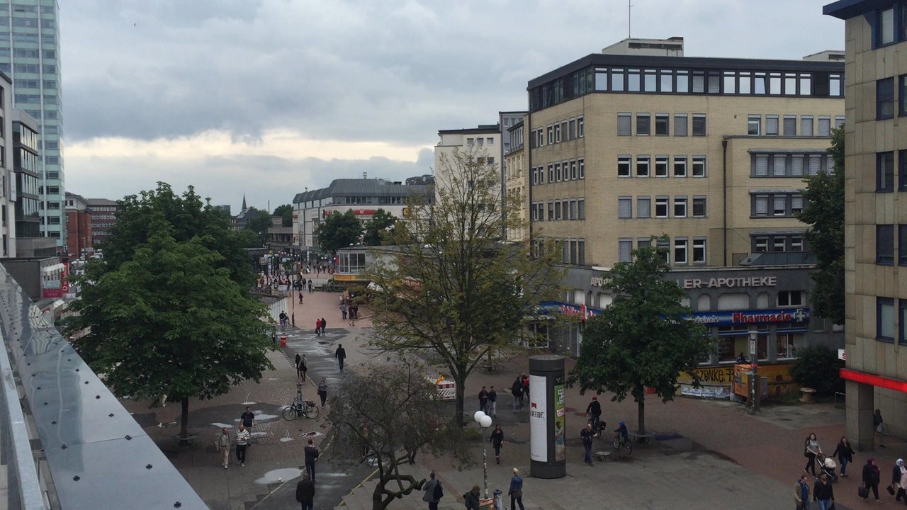 Neue Große Bergstraße - Shopping Near Me