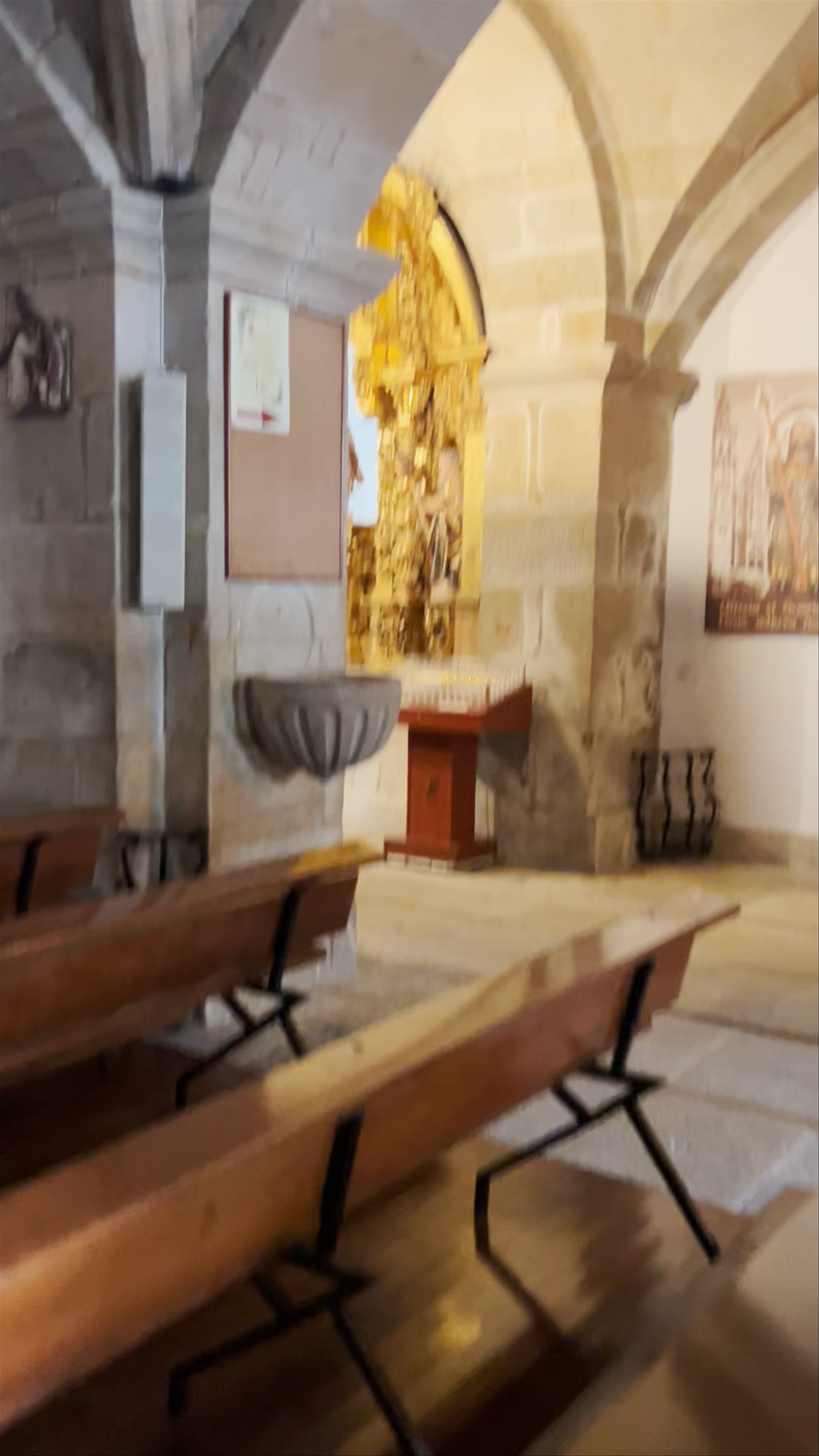 Igrexa de San Francisco: Serene Historic Church in Tui, Spain