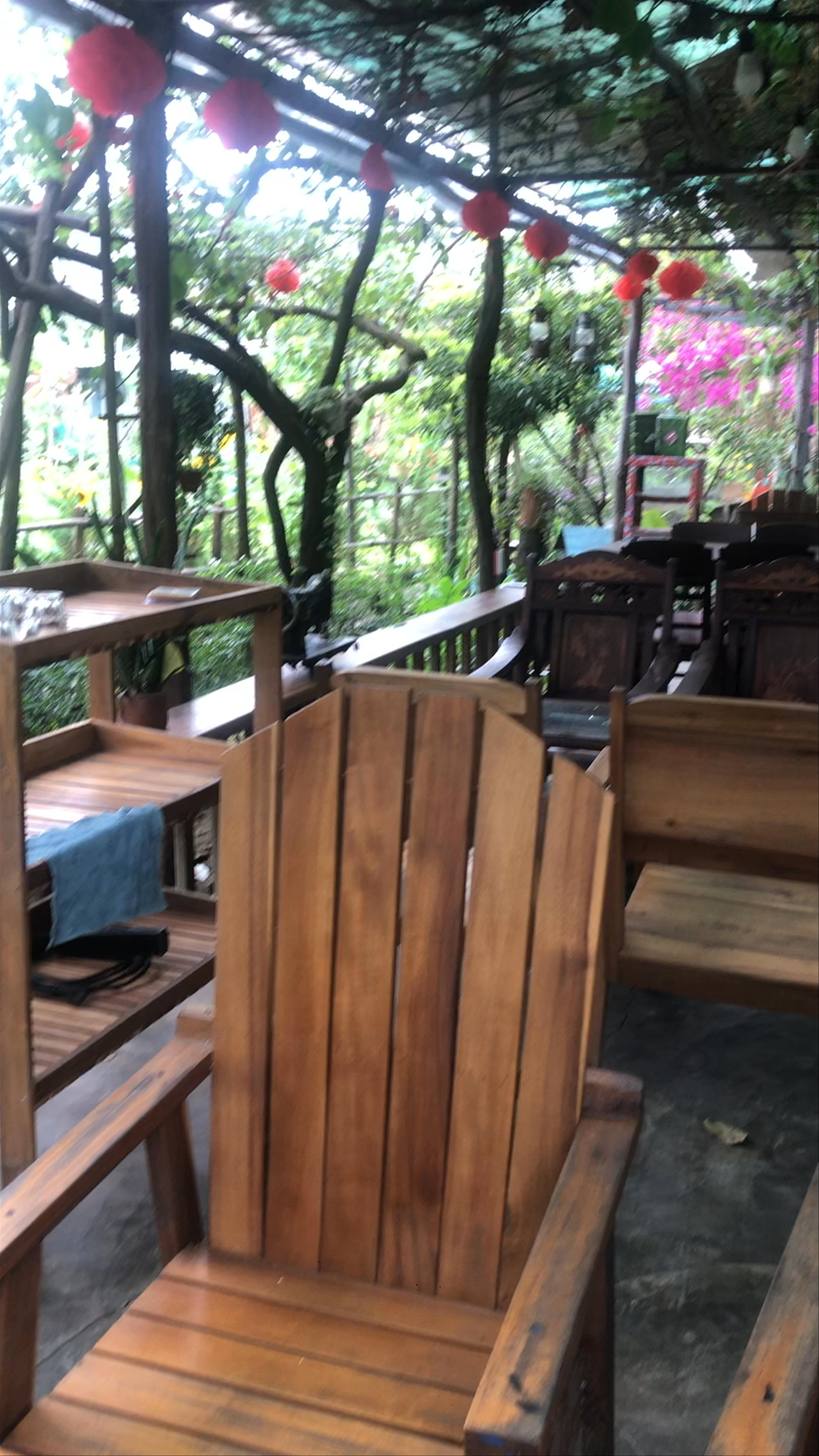 Tranquil Garden Coffee Escape at Tiệm cafe Túi Thương Nhớ, Da Nang