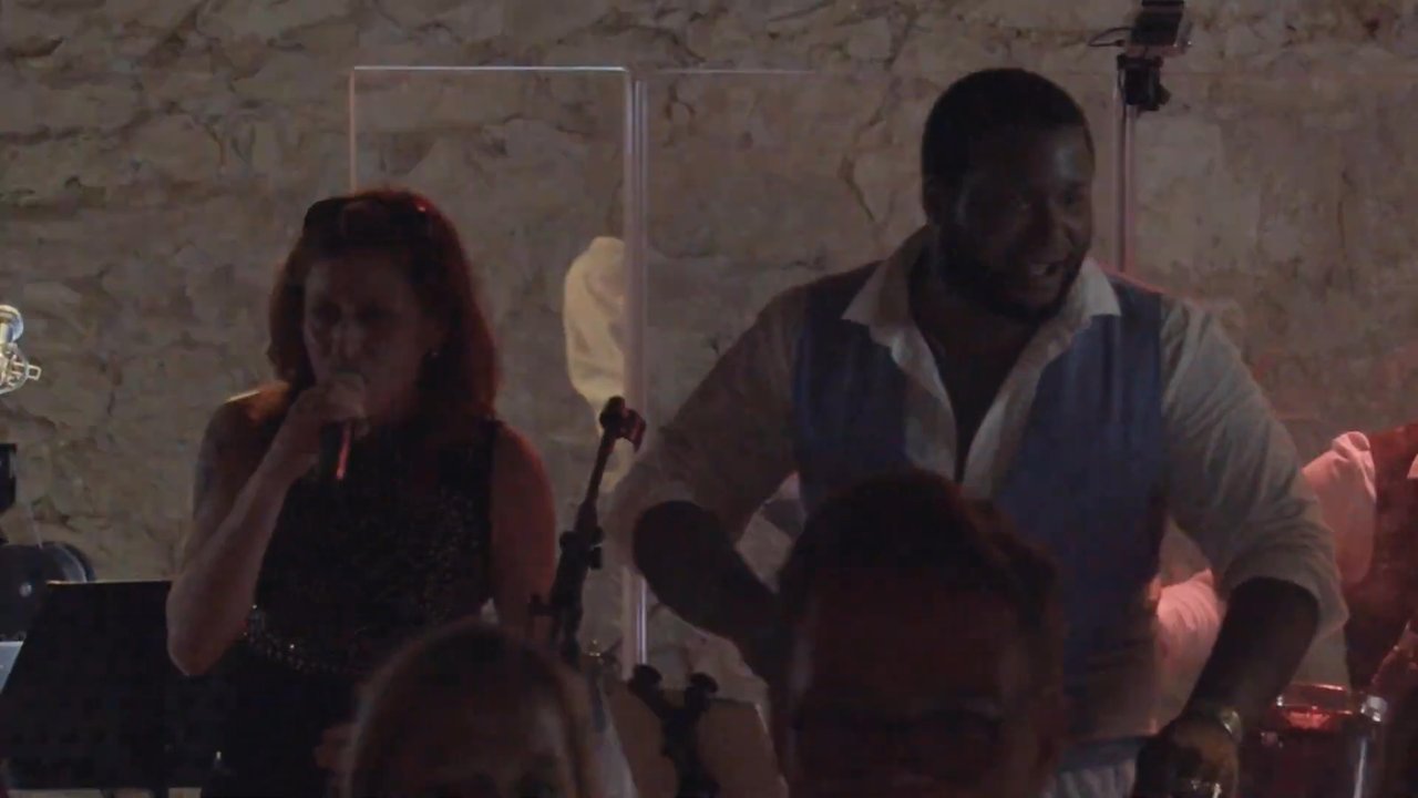 Funk Mode Band Toulouse - Wedding @ Chateau de Redon - video