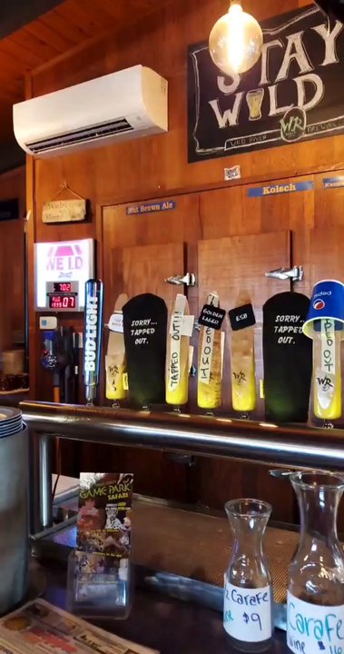 Wild River Pizza - Bar - Pizza Near Me - Brookings Harbor, Oregon
