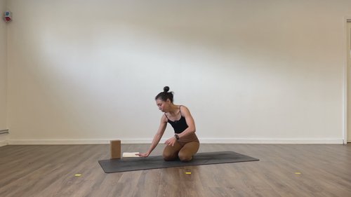 40-Min Full Body/Yoga Class