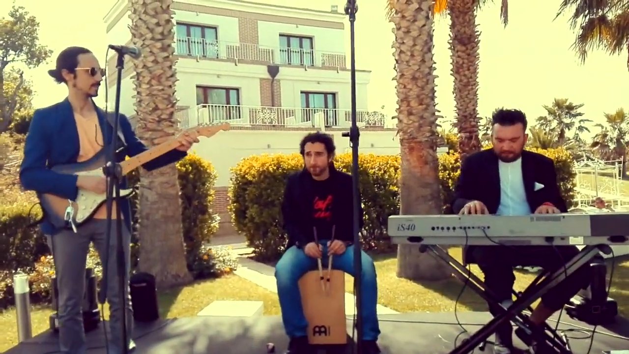 Stardust - Acoustic Options - video